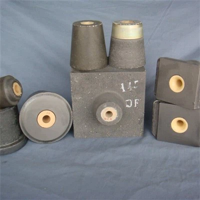 Meracia dýza medzipanvy pre žiaruvzdorné materiály